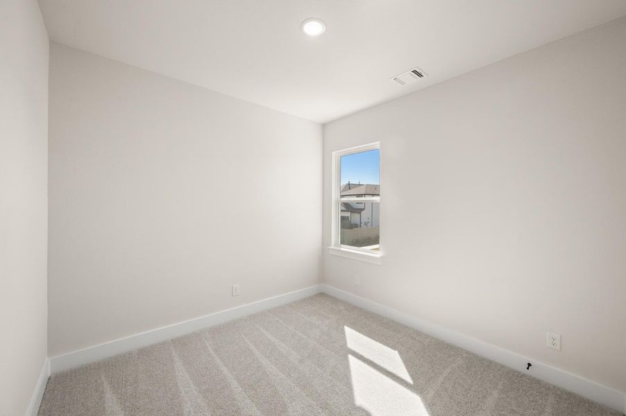 Spacious, unfurnished interior of a new home in The Retreat at Harvest, Argyle (Image 20). Spacious, unfurnished interior of a new home in The Retreat at Harvest, Argyle (Image 20).
