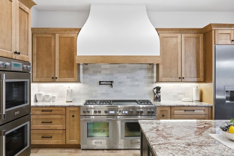 Furnished interior view inside a new home in , Boerne (Image 52).