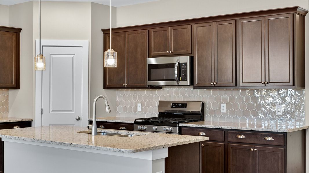 Furnished interior view inside a new home in McClure Farms, Columbia (Image 11).