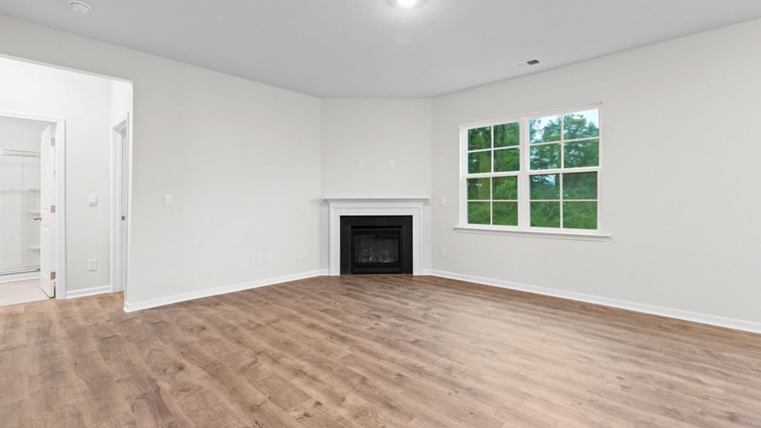Spacious, unfurnished interior of a new home in Middleton, Greensboro (Image 16). Spacious, unfurnished interior of a new home in Middleton, Greensboro (Image 16).