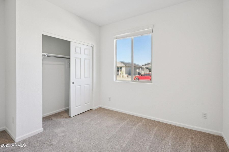 22-web-or-mls-W Mellen Ln-S0512-018