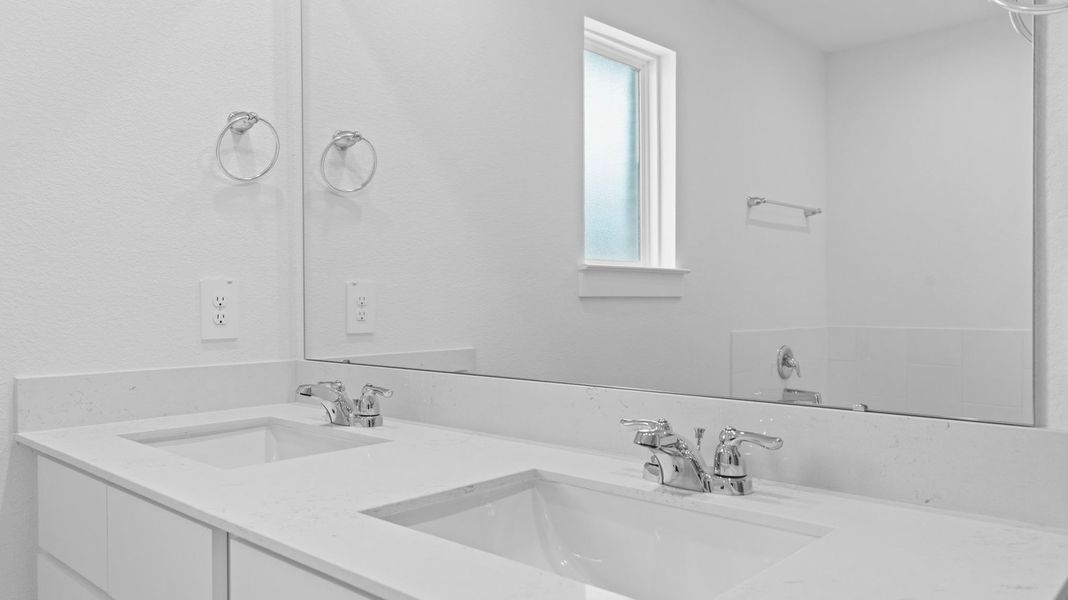 Image 18 of a home in Watermark. Image 18 of a home in Watermark.