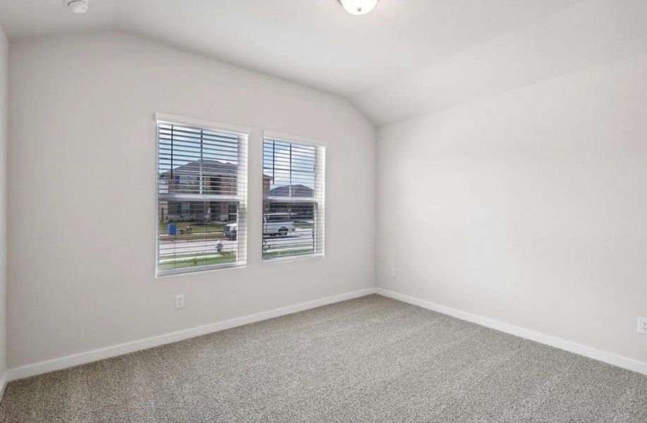 Spacious, unfurnished interior of a new home in Wall Street Village, Richmond (Image 35).