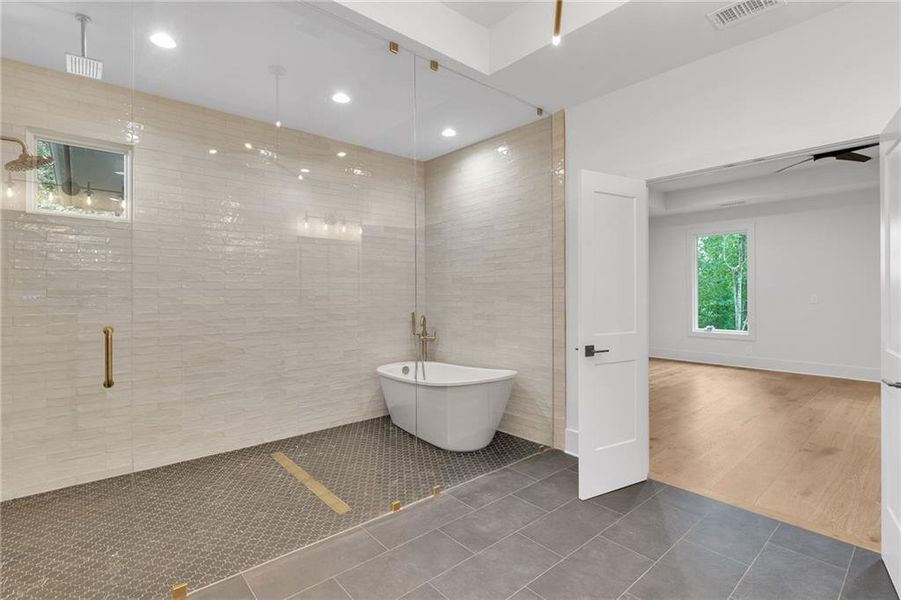 Spacious, unfurnished interior of a new home in , Brookhaven (Image 33). Spacious, unfurnished interior of a new home in , Brookhaven (Image 33).