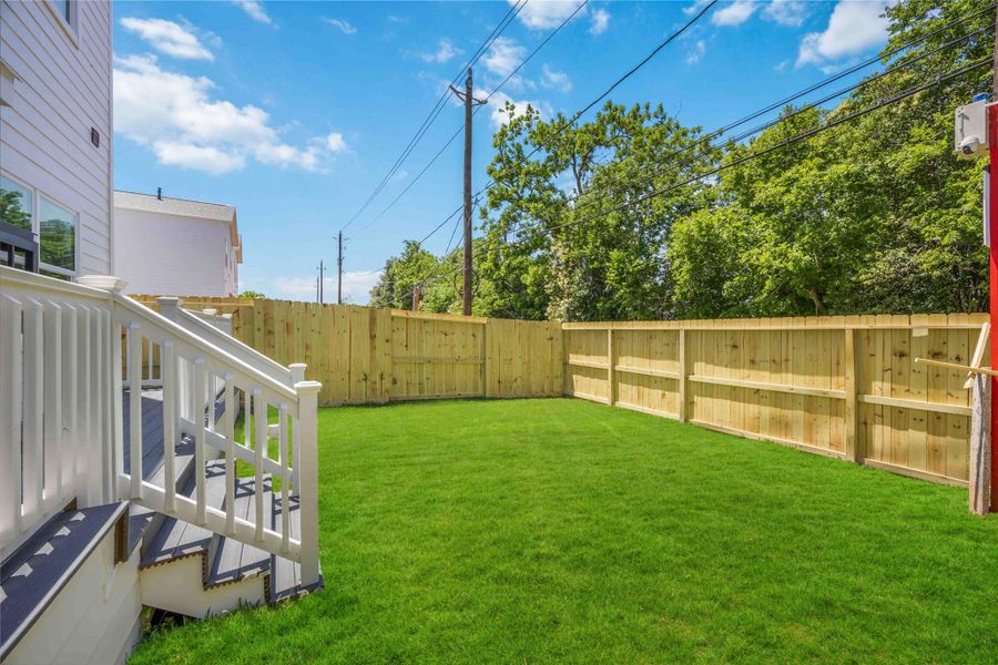 Exterior details and patio area of a home in , Houston (Image 4).