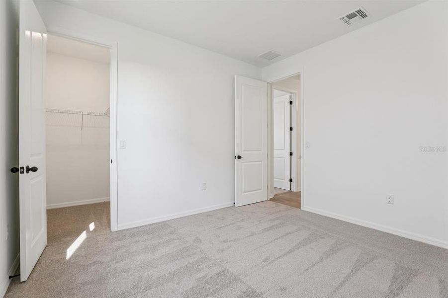 Spacious, unfurnished interior of a new home in Tyson Reserve, St. Cloud (Image 17). Spacious, unfurnished interior of a new home in Tyson Reserve, St. Cloud (Image 17).