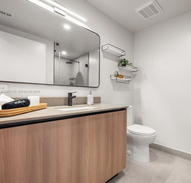 Furnished interior view inside a new home in , Miami Beach (Image 7).