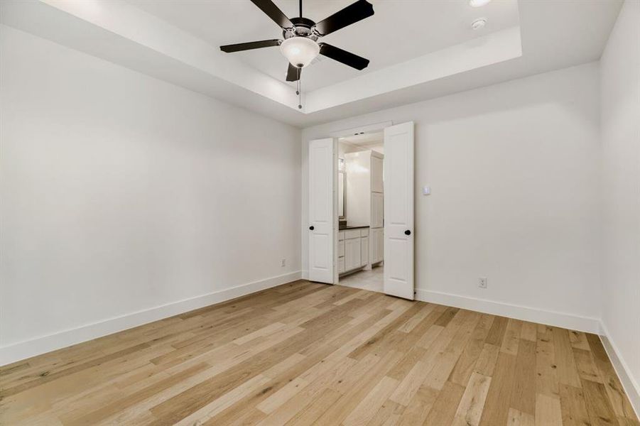 Spacious, unfurnished interior of a new home in Castle Hills Northpointe - Townhomes, Lewisville (Image 20).