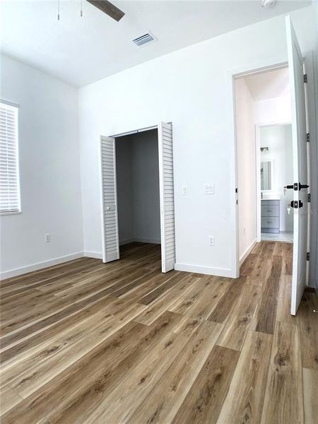 Spacious, unfurnished interior of a new home in , Punta Gorda (Image 21).