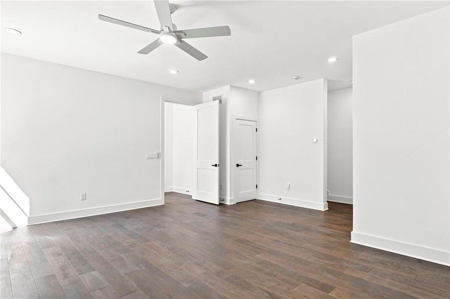 Spacious, unfurnished interior of a new home in Parkside Roswell, Roswell (Image 37).