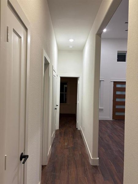 Spacious, unfurnished interior of a new home in , Granbury (Image 19).