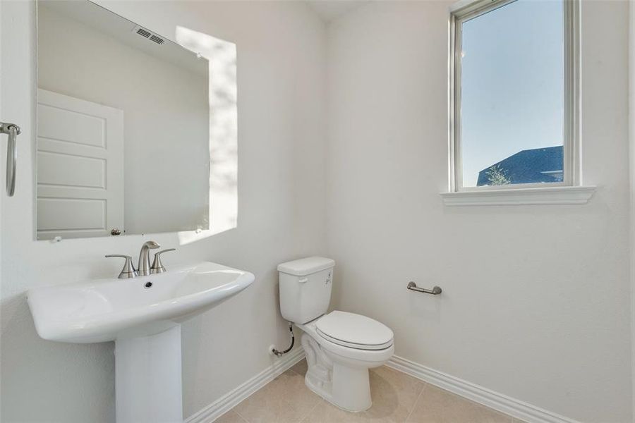 Furnished interior view inside a new home in Walden Pond, Forney (Image 6).