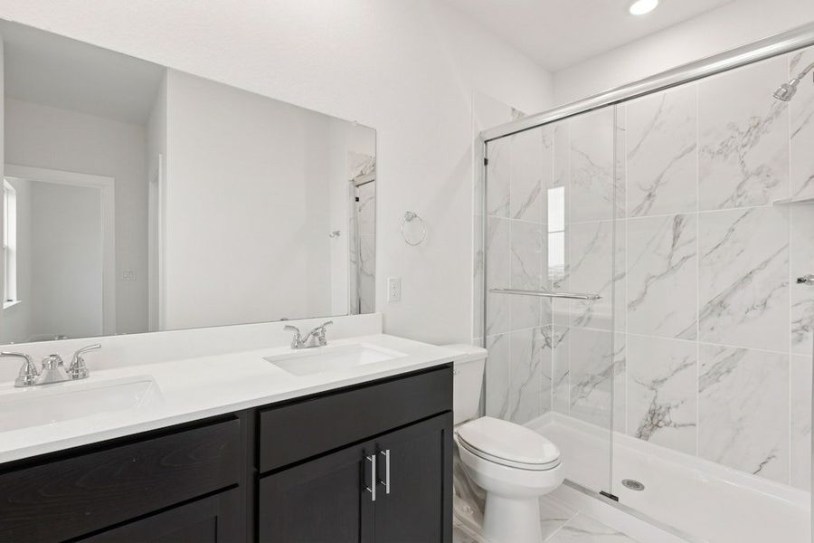 Furnished interior view inside a new home in Mayfair, New Braunfels (Image 12).