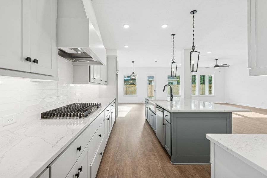 Furnished interior view inside a new home in ARTAVIA 65' Homesites, Conroe (Image 10). Furnished interior view inside a new home in ARTAVIA 65' Homesites, Conroe (Image 10).