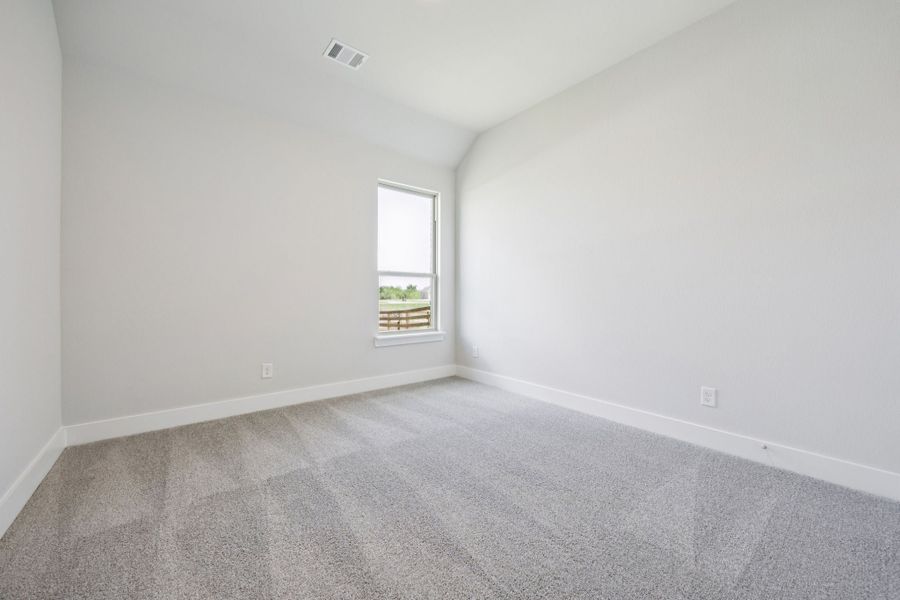 Representative unfurnished interior of a home built from the Belmont by Centre Living Homes in Ellis Ranch Estates, Waxahachie (Image 31).