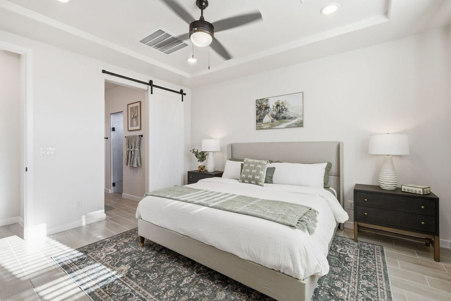 Representative furnished interior of a home built from the Valencia by Hakes Brothers in Verdancia, El Paso (Image 19).