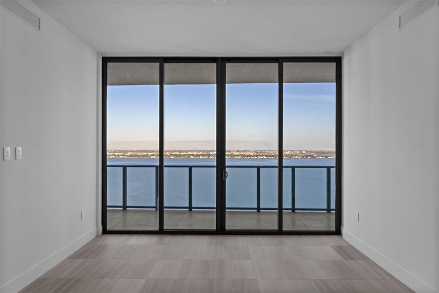 Spacious, unfurnished interior of a new home in , Tampa (Image 23). Spacious, unfurnished interior of a new home in , Tampa (Image 23).