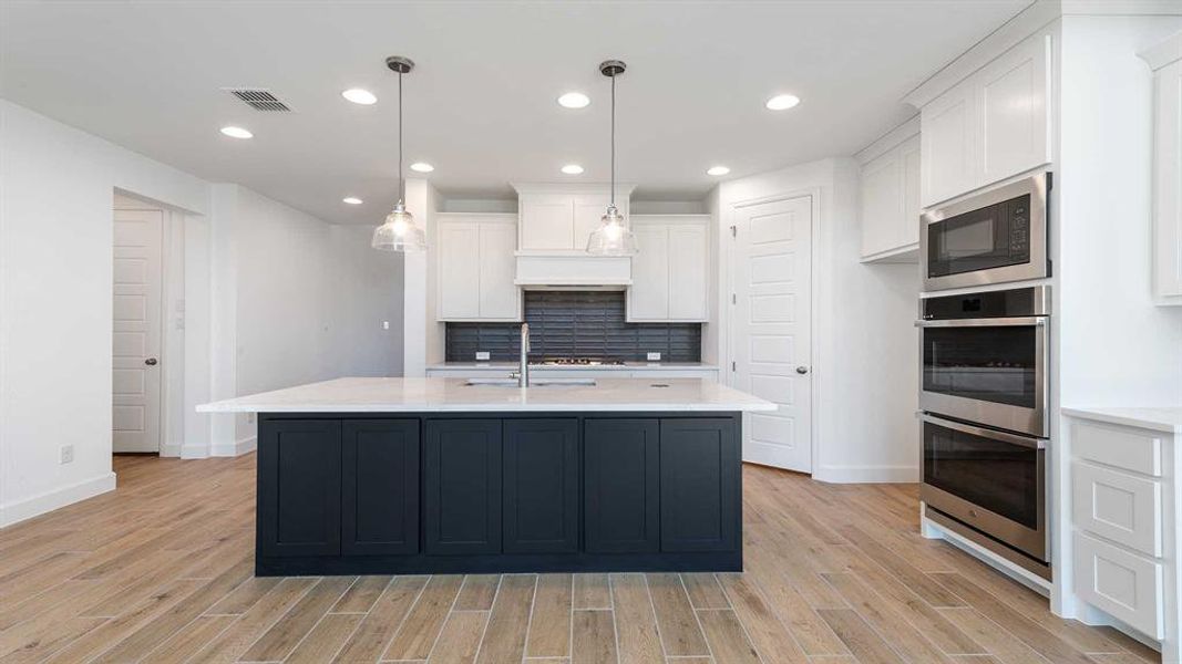 Furnished interior view inside a new home in M3 Ranch 50', Mansfield (Image 5). Furnished interior view inside a new home in M3 Ranch 50', Mansfield (Image 5).