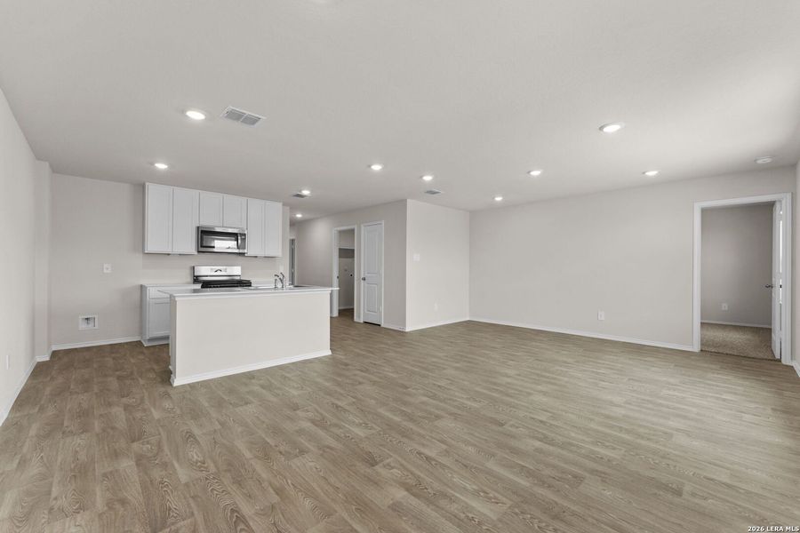 Spacious, unfurnished interior of a new home in Navarro Fields, Seguin (Image 25). Spacious, unfurnished interior of a new home in Navarro Fields, Seguin (Image 25).