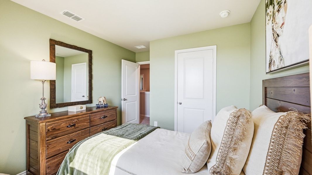 Furnished interior view inside a new home in Sunnycreek, Crowley (Image 33).