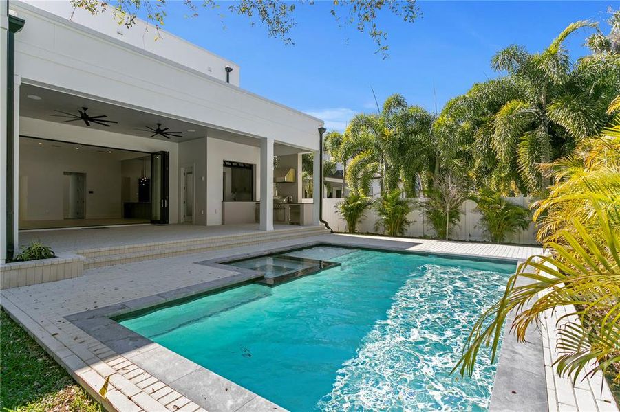 Exterior details and patio area of a home in , Tampa (Image 42).