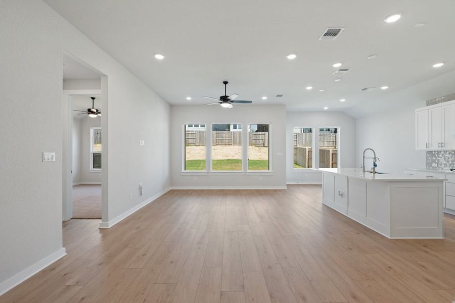 Spacious, unfurnished interior of a new home in Park Collection at Lariat, Liberty Hill (Image 19). Spacious, unfurnished interior of a new home in Park Collection at Lariat, Liberty Hill (Image 19).