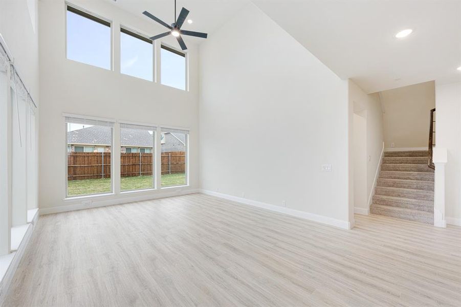 Spacious, unfurnished interior of a new home in Star Ranch, Godley (Image 14).