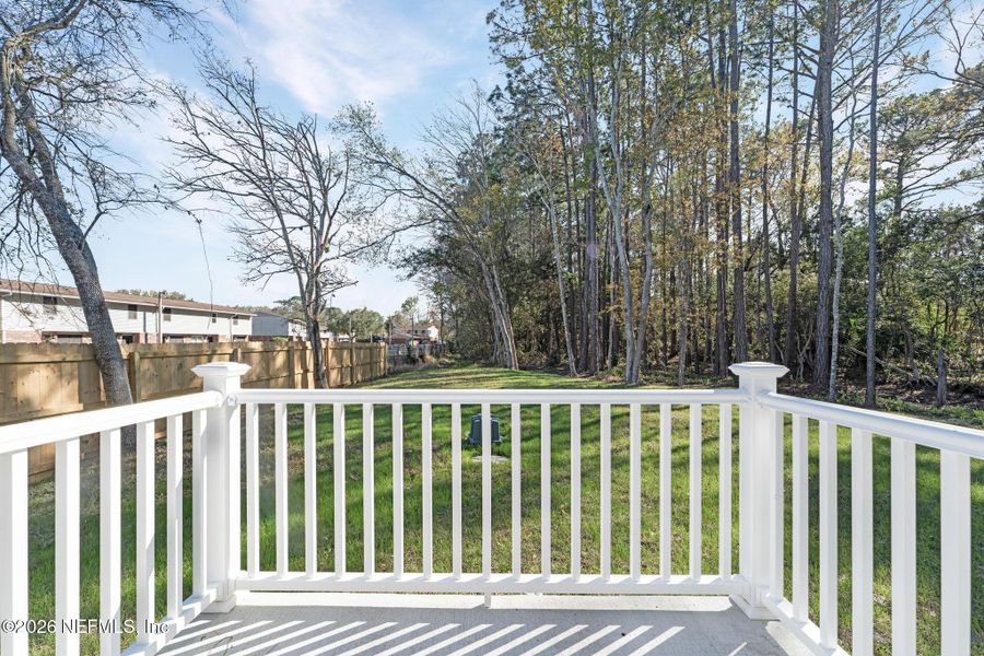 Exterior details and patio area of a home in , Jacksonville (Image 4).