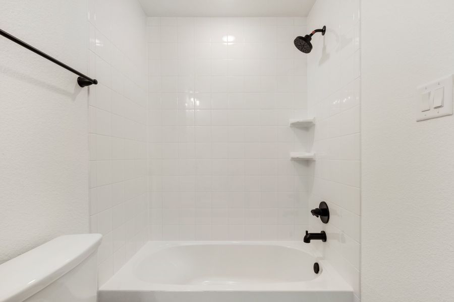Image 44 of a home in Woodbridge Townhomes.