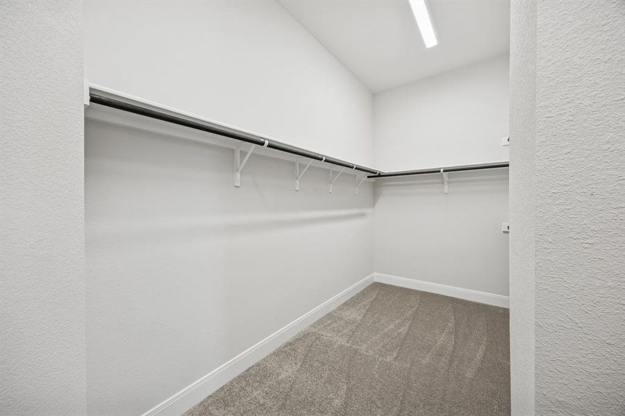 Spacious, unfurnished interior of a new home in Sandbrock Ranch, Aubrey (Image 20). Spacious, unfurnished interior of a new home in Sandbrock Ranch, Aubrey (Image 20).