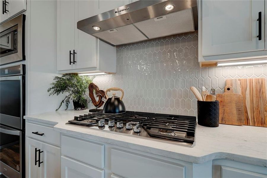 Close-up of interior finishes inside a home in Summerlin, Winder (Image 20). Close-up of interior finishes inside a home in Summerlin, Winder (Image 20).