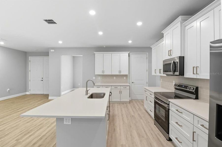 Furnished interior view inside a new home in , Homosassa (Image 9).