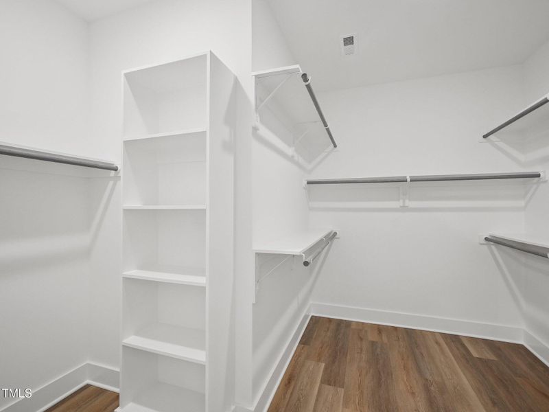 39-web-or-mls-Big Bradley Dr-L1209-037