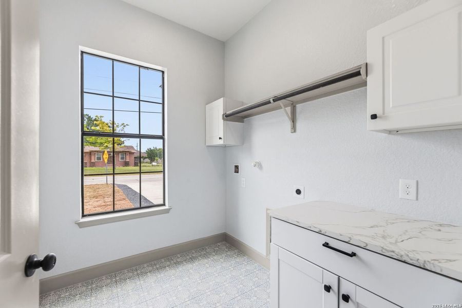 Image 48 of a home in .