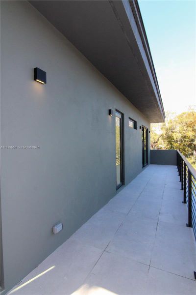 Exterior details and patio area of a home in , Miami (Image 23).