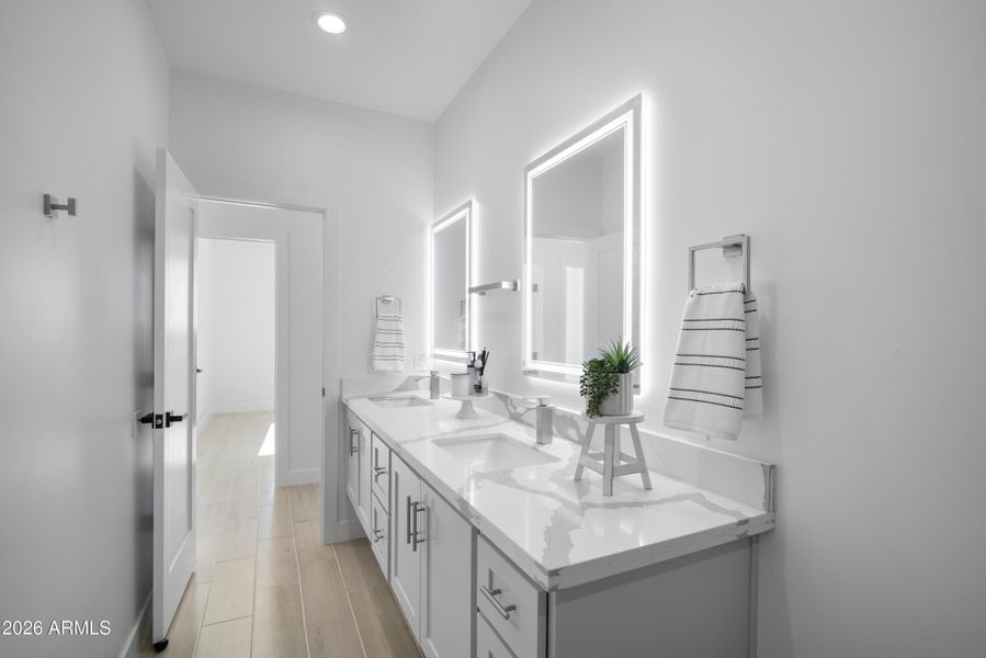 32744 W Bellview St-8