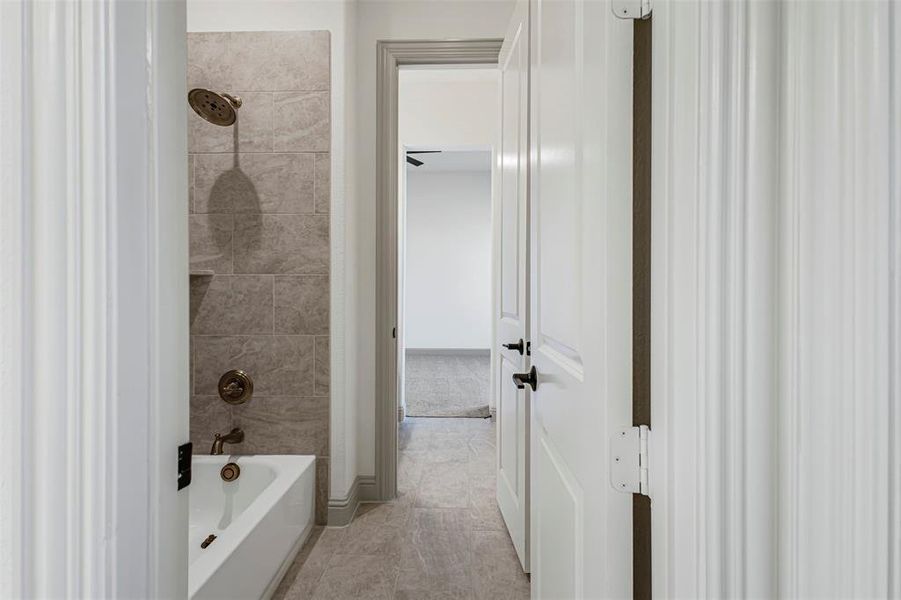 Furnished interior view inside a new home in Levante - 1 Acre Lots, Waxahachie (Image 6).