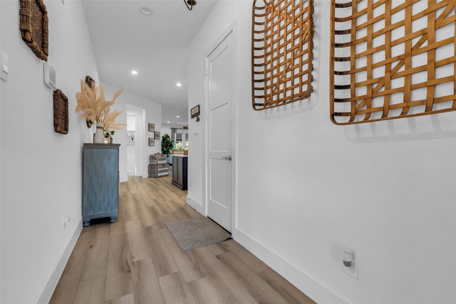 Furnished interior view inside a new home in , Conroe (Image 28).