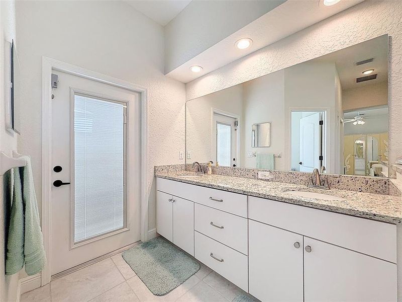 Furnished interior view inside a new home in , Spring Hill (Image 44).