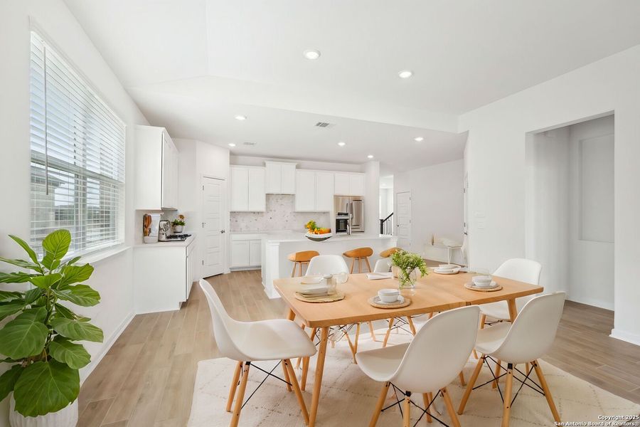 Furnished interior view inside a new home in Carmel Ranch, Schertz (Image 16).