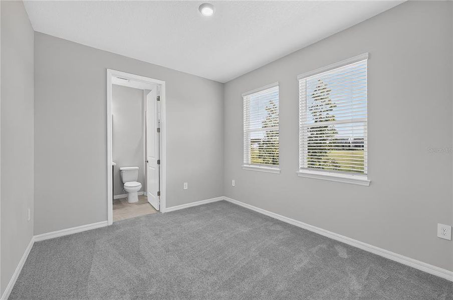 Spacious, unfurnished interior of a new home in Center Lake Ranch Community Group Page, St. Cloud (Image 26).