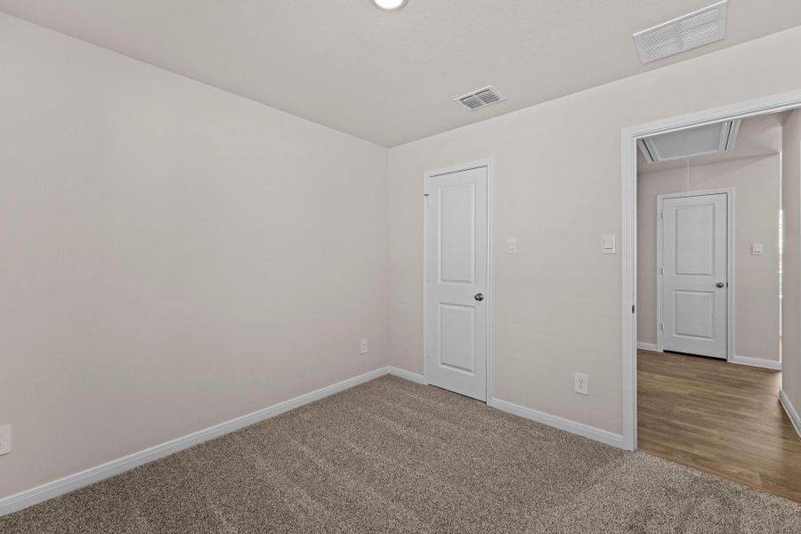 Spacious, unfurnished interior of a new home in Whisper South, San Marcos (Image 20).