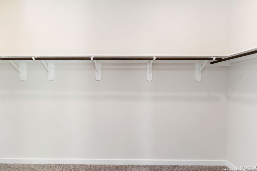 Spacious, unfurnished interior of a new home in Timber Creek, San Antonio (Image 19).