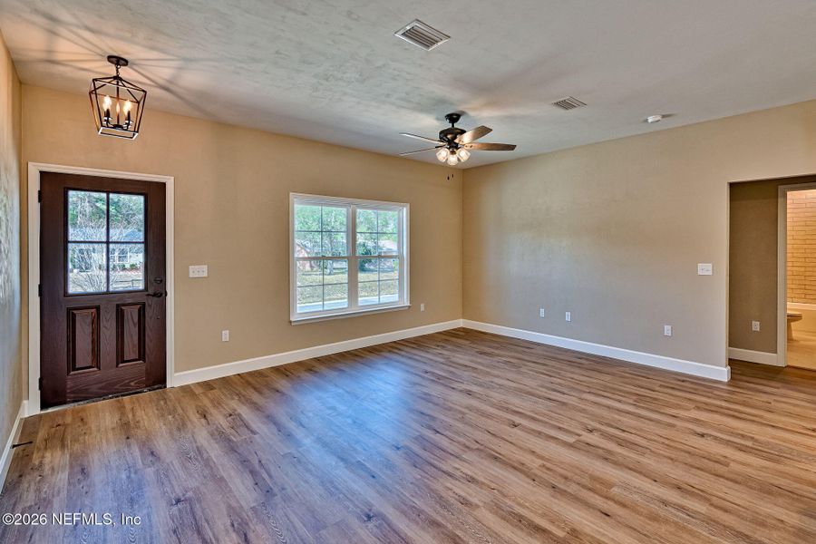 Spacious, unfurnished interior of a new home in , Keystone Heights (Image 15).