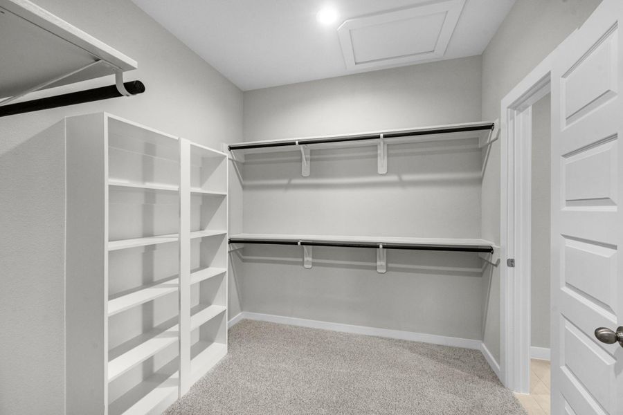 Spacious, unfurnished interior of a new home in Grand Oaks Village, Houston (Image 21). Spacious, unfurnished interior of a new home in Grand Oaks Village, Houston (Image 21).