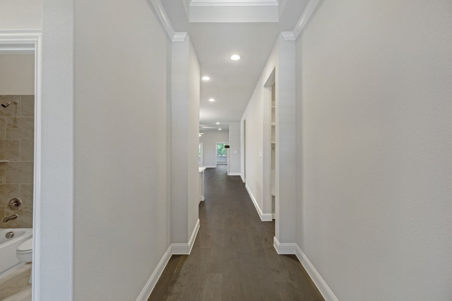 Representative unfurnished interior of a home built from the Rio Grande by UnionMain Homes in Elevon, Lavon (Image 22).