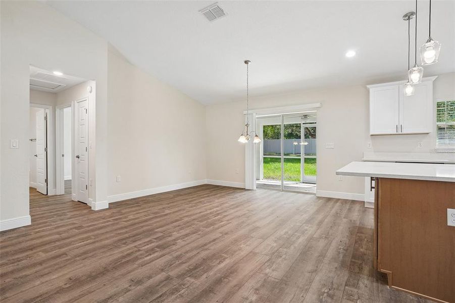 Spacious, unfurnished interior of a new home in , Dunnellon (Image 38).