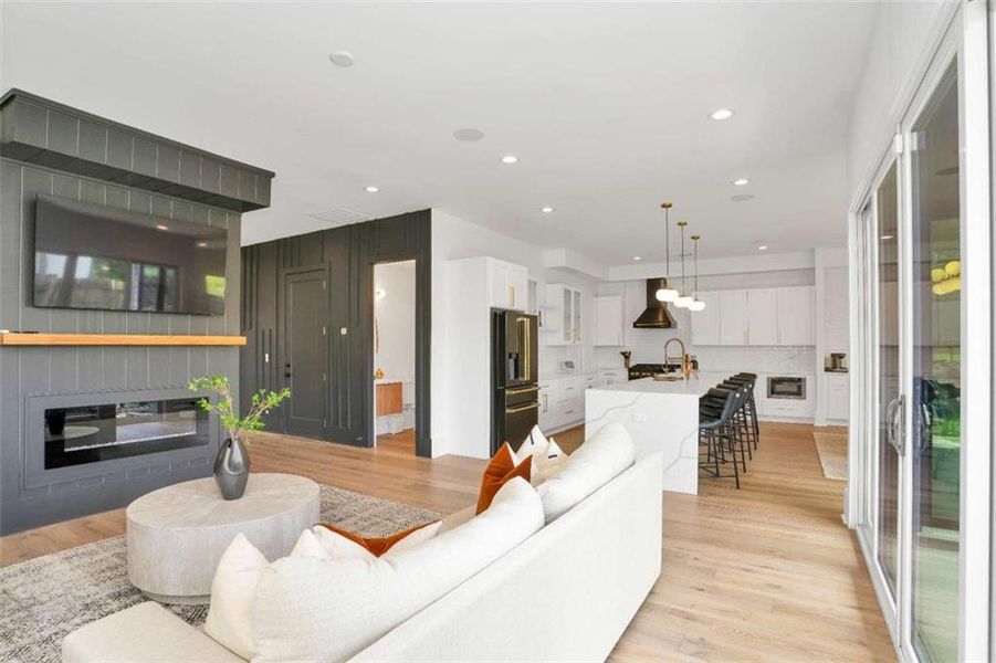 Furnished interior view inside a new home in , Atlanta (Image 34).