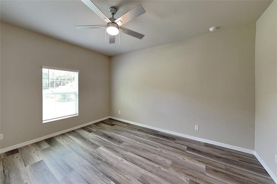 Spacious, unfurnished interior of a new home in , North Port (Image 8).