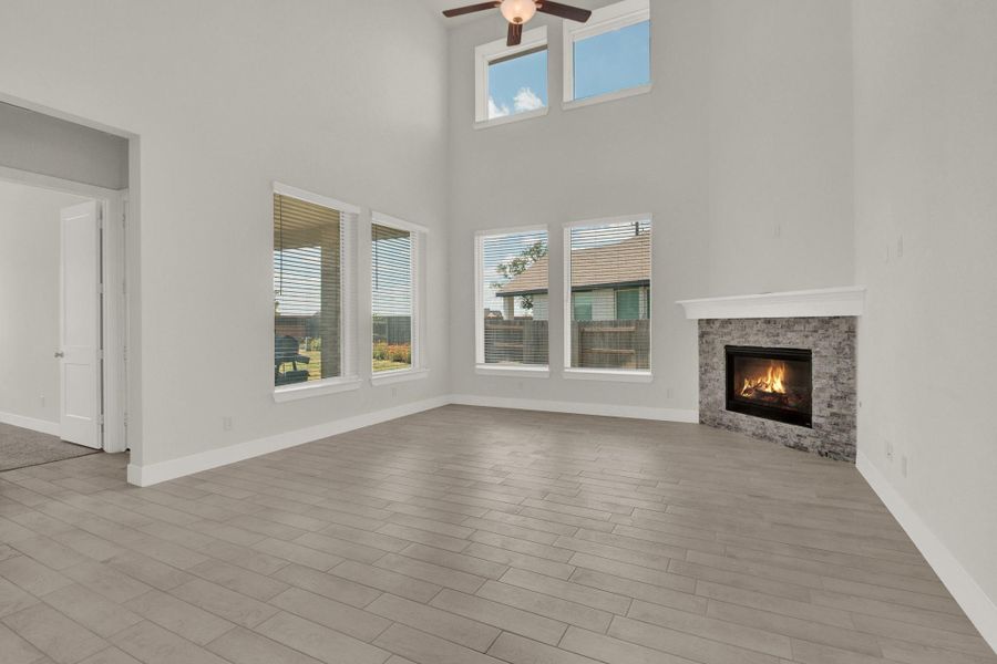 Spacious, unfurnished interior of a new home in , Katy (Image 26).